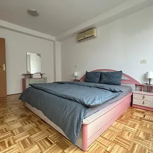 Apartma Lunca 2 Apartment Ljubljana